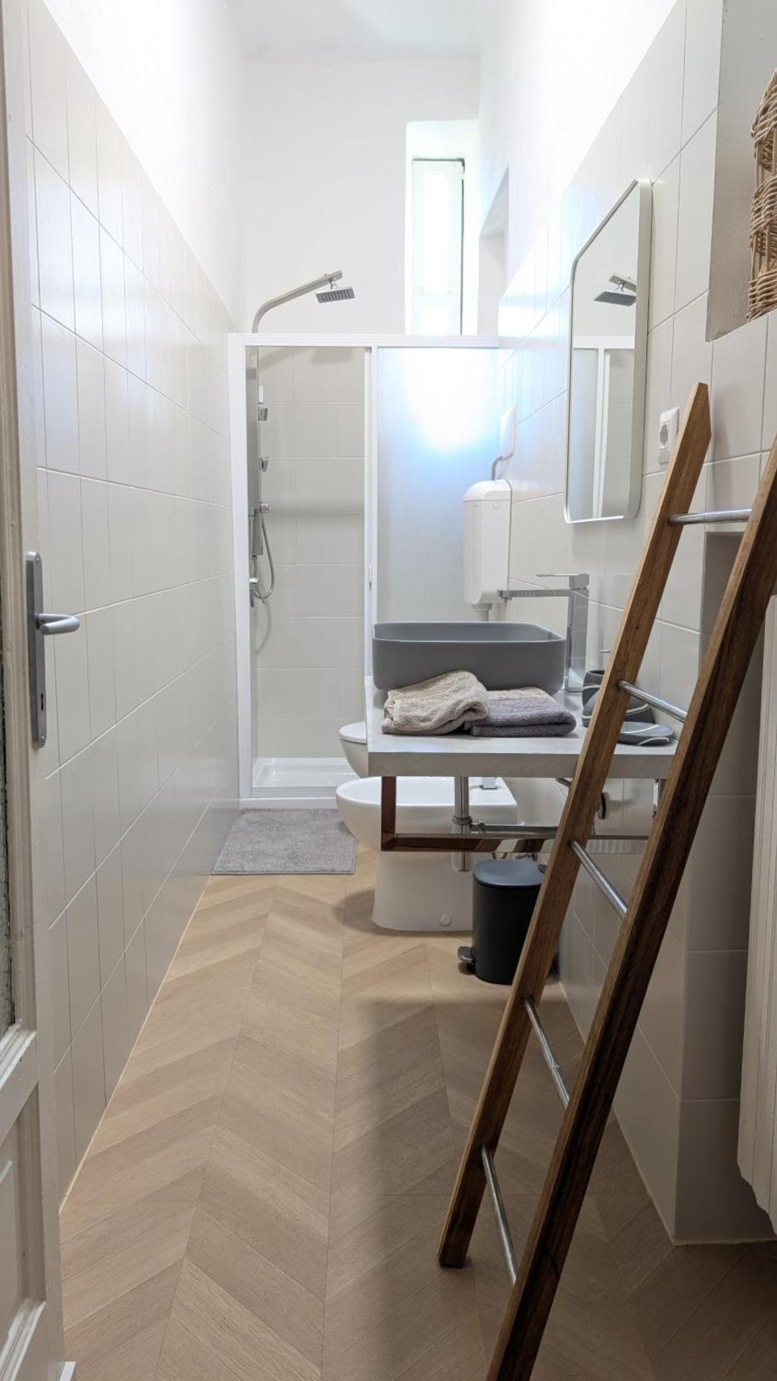 Grand Central 1845 - 2 Bedrooms Design Flat Bergame Extérieur photo